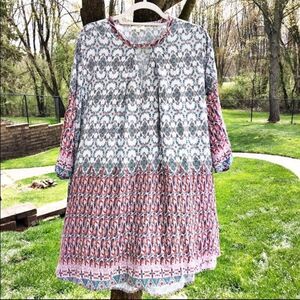 Umgee Babydoll style dress with key-hole detail